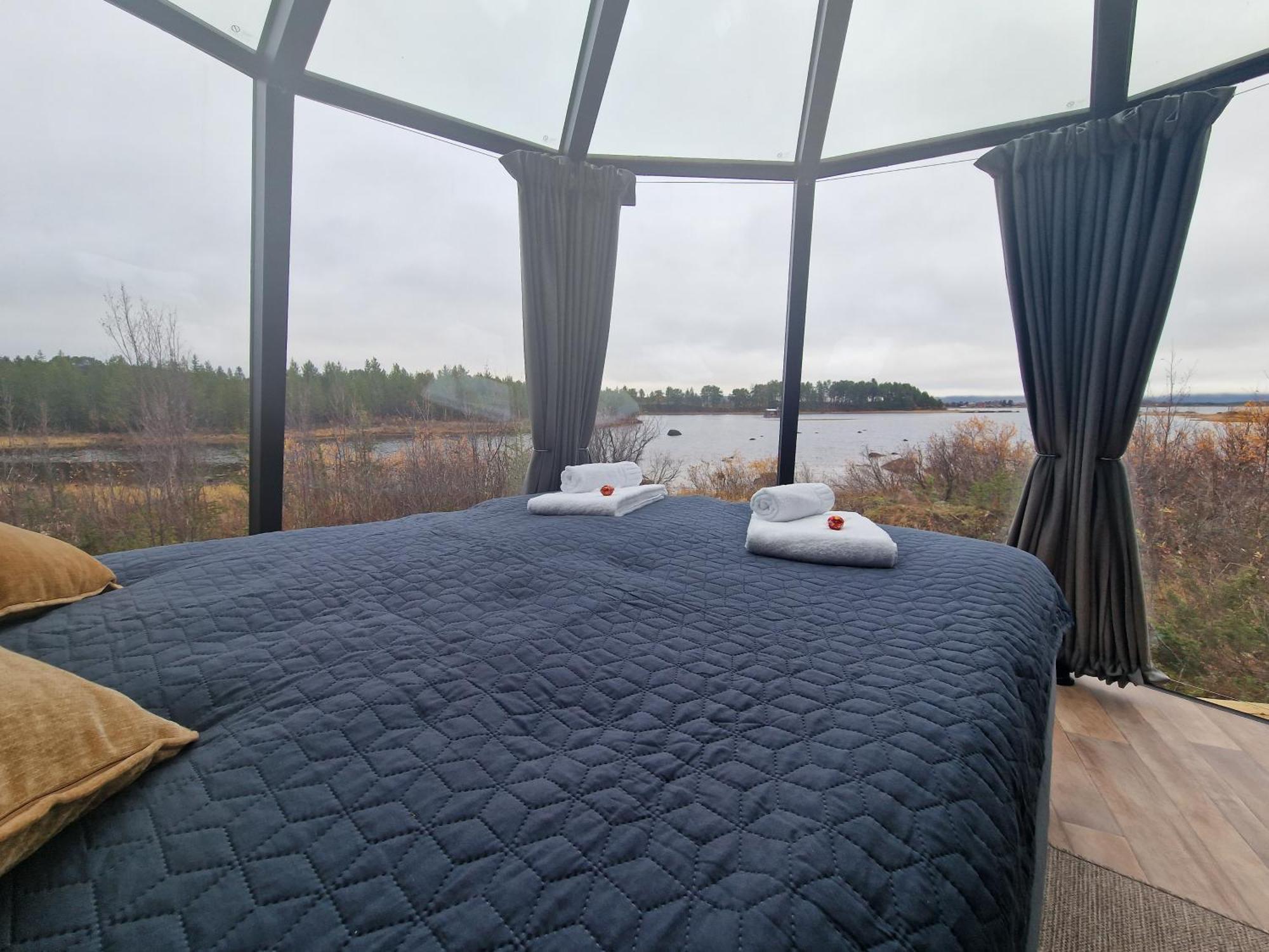 Aurora River Camp Glass Igloos & Cabins Kiruna Eksteriør billede